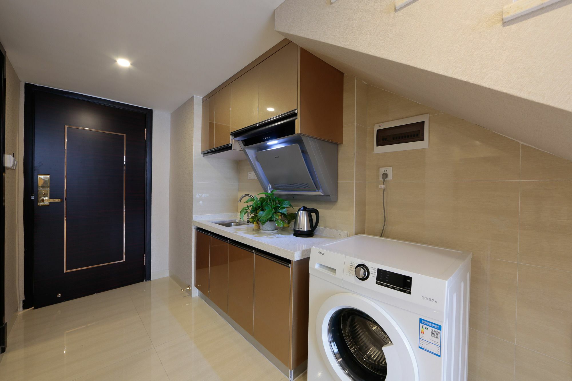 Waifiden Duplex Hotel Apartment Zhongyong Jinyu Branch-Free Shuttle Bus During The Canton Fair Exterior foto