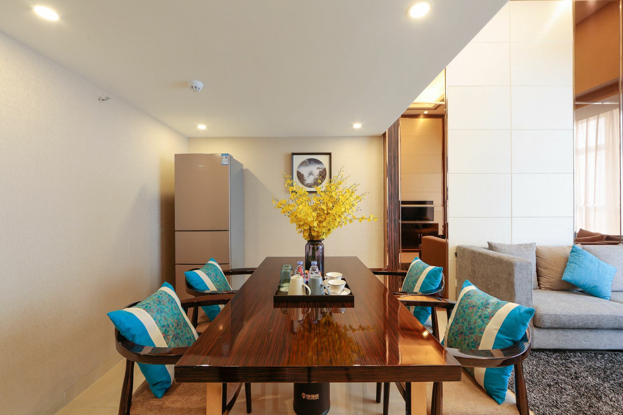 Waifiden Duplex Hotel Apartment Zhongyong Jinyu Branch-Free Shuttle Bus During The Canton Fair Exterior foto